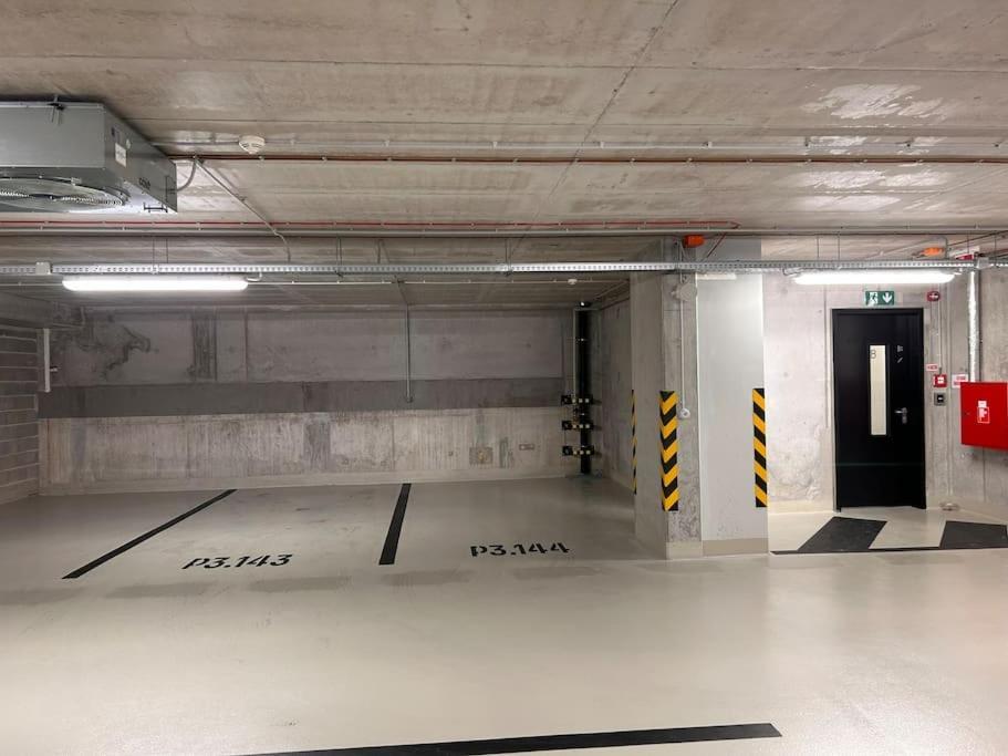 Zwirn, Free Parking, 24/7 Access Apartment *