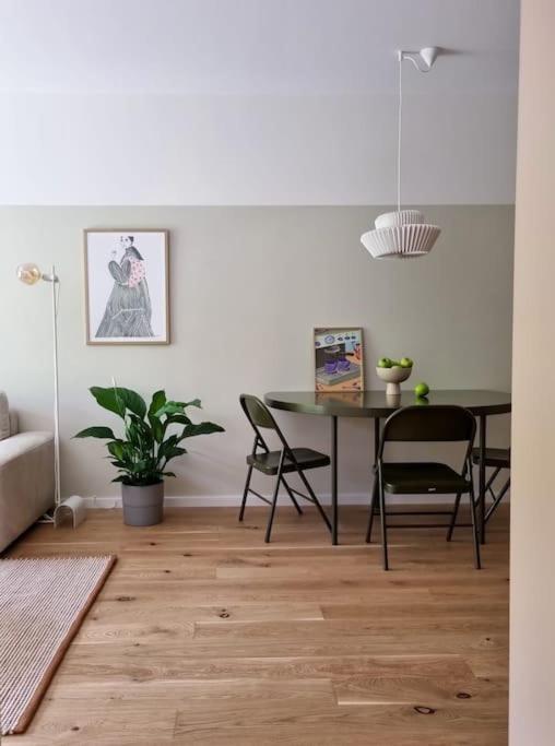 Apartment Zwirn, Free Parking, 24/7 Access Bratislava